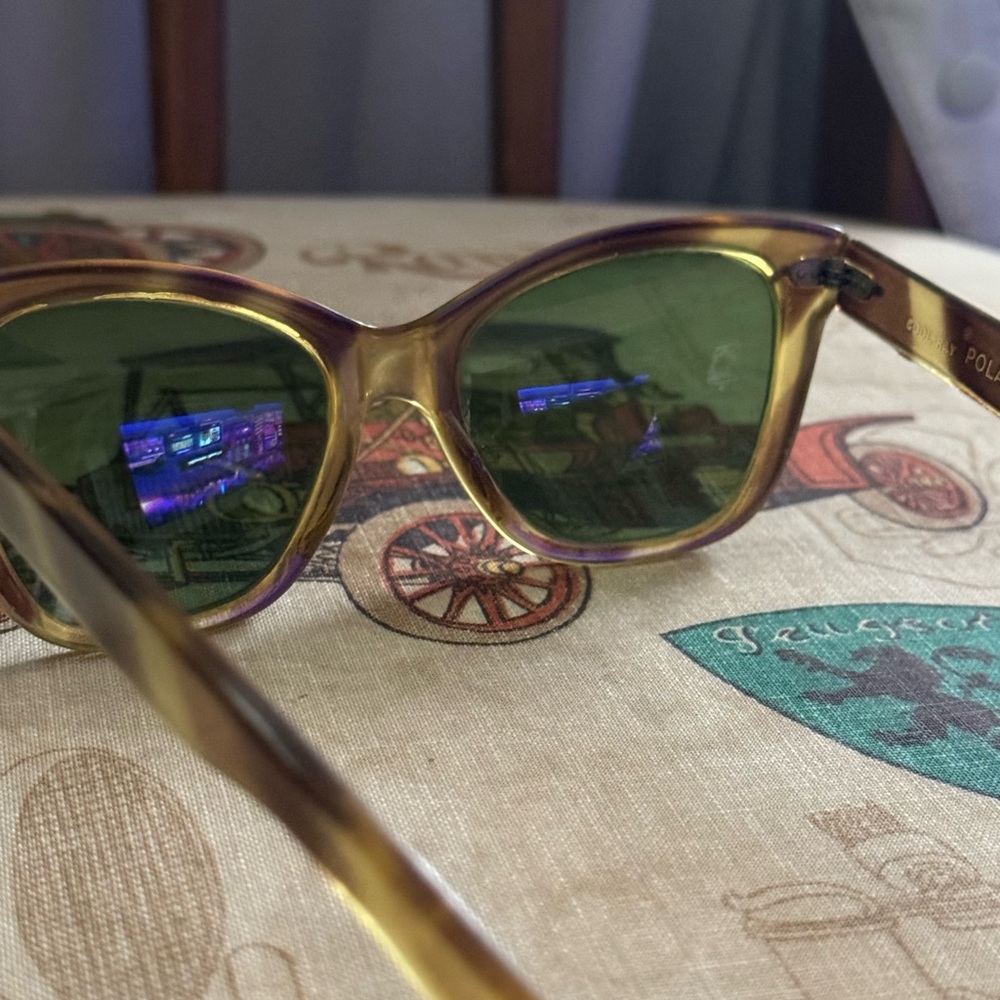 Vintage 50’s or 60’s Polaroid Cool Ray sunglasses